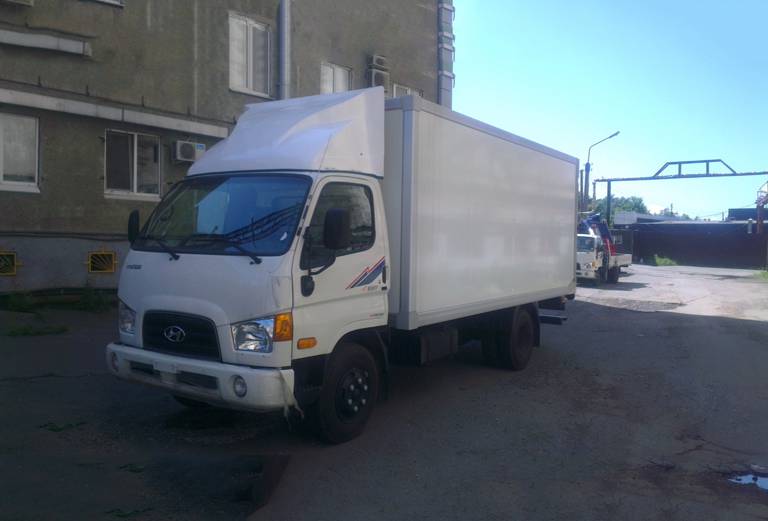 Заказ грузового такси для перевозки одноразовой посуды В коробкаха попутно из Новосибирск в Владивосток